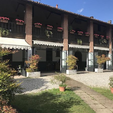 Agriturismo Cascina Magana Бураго-ди-Мольгора Экстерьер фото