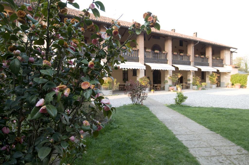 Agriturismo Cascina Magana Бураго-ди-Мольгора Экстерьер фото
